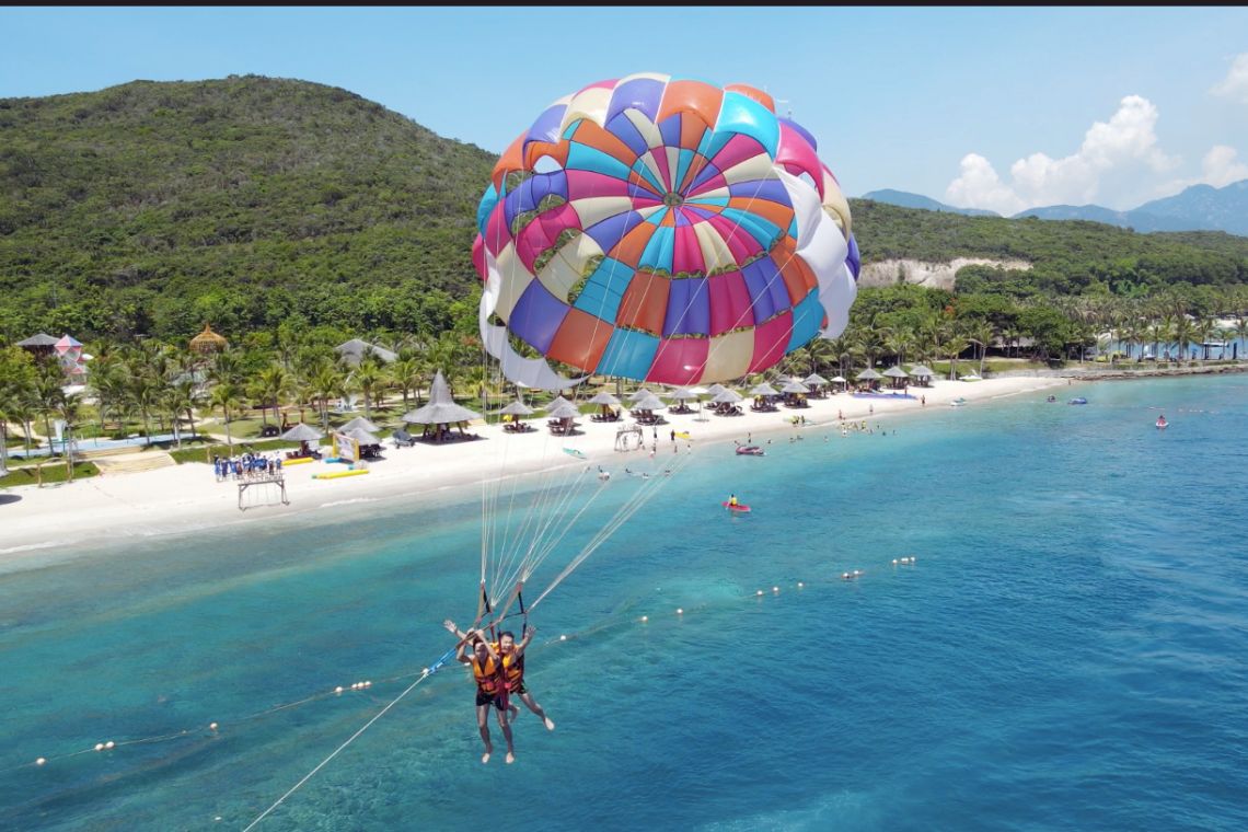 Dù Bay Nha Trang – Trò chơi trên biển rất được yêu thích