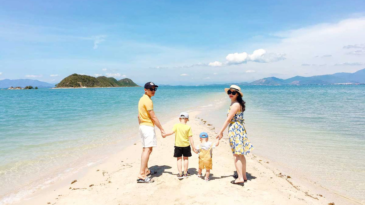 Tour Đảo Điệp Sơn – Dốc Lết Nha Trang 1 Ngày